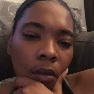 Meet your Posher, Sheila